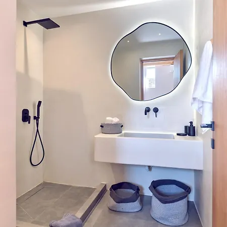 Villa Zamira Isterni (Paros)