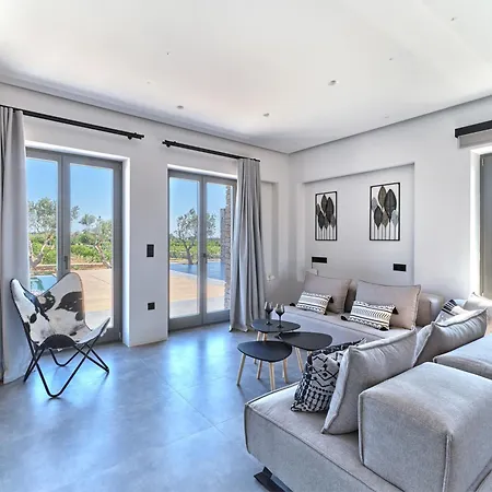 Zamira Villa Isterni (Paros)